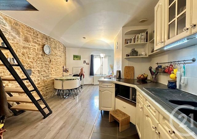 Appartement T2 à vendre - 2 pièces - 76,76 m2 - Bourgoin Jallieu - 38 - RHONE-ALPES