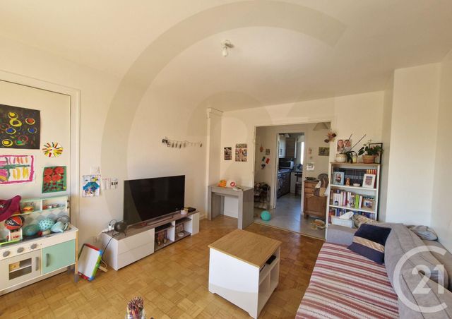 Appartement à vendre - 4 pièces - 67,88 m2 - Bourgoin Jallieu - 38 - RHONE-ALPES
