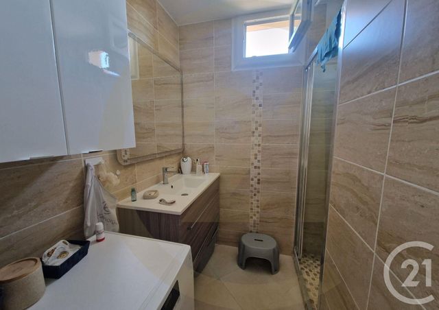 Appartement à vendre - 4 pièces - 67,88 m2 - Bourgoin Jallieu - 38 - RHONE-ALPES