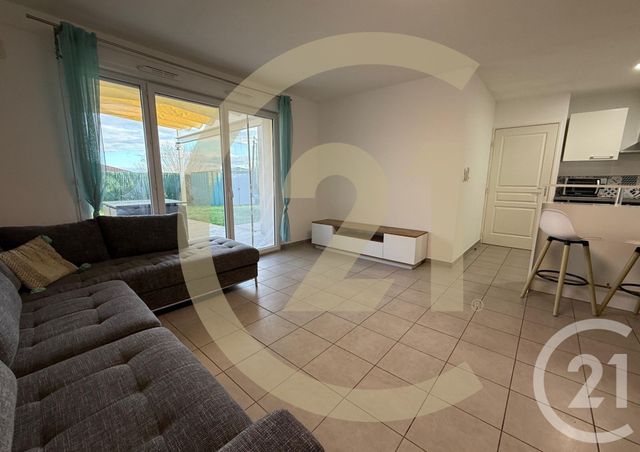 Appartement T3 &agrave; louer - 3 pi&egrave;ces - 65,68 m2 - L Isle D Abeau - 38 - RHONE-ALPES