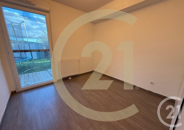 Appartement T3 &agrave; louer - 3 pi&egrave;ces - 65,68 m2 - L Isle D Abeau - 38 - RHONE-ALPES