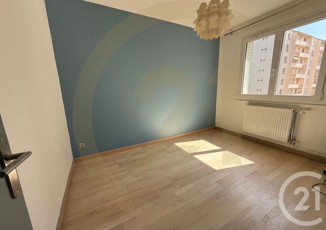 Afficher la photo en grand Appartement F3 à vendre - 3 pièces - 62,88 m2 - Bourgoin Jallieu - 38 - RHONE-ALPES
