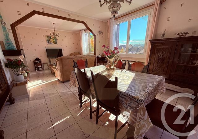 Afficher la photo en grand Maison à vendre - 5 pièces - 120,38 m2 - Bourgoin Jallieu - 38 - RHONE-ALPES