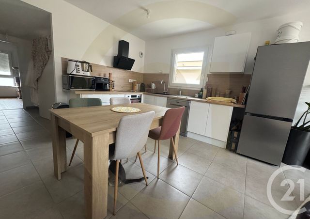 Appartement T3 à louer - 3 pièces - 79,54 m2 - Bourgoin Jallieu - 38 - RHONE-ALPES