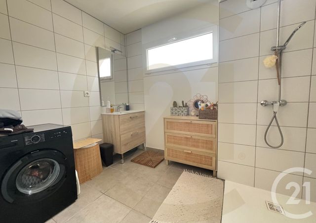Appartement T3 à louer - 3 pièces - 79,54 m2 - Bourgoin Jallieu - 38 - RHONE-ALPES