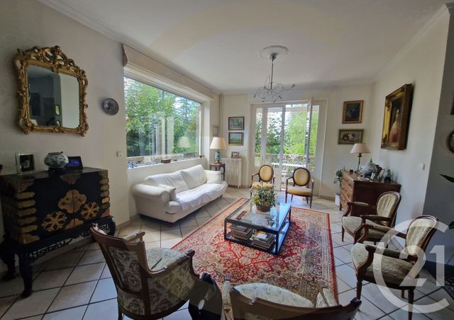 Maison à vendre - 7 pièces - 220,62 m2 - Bourgoin Jallieu - 38 - RHONE-ALPES