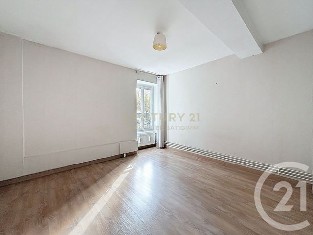 Maison à vendre - 6 pièces - 193 m2 - Bourgoin Jallieu - 38 - RHONE-ALPES