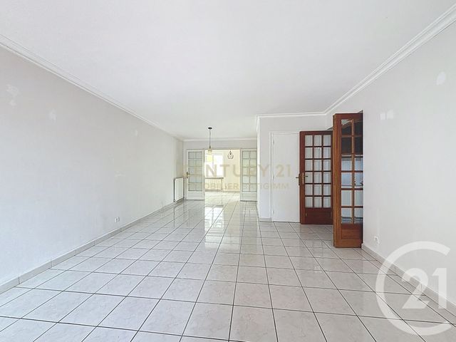 Maison à vendre - 6 pièces - 193 m2 - Bourgoin Jallieu - 38 - RHONE-ALPES