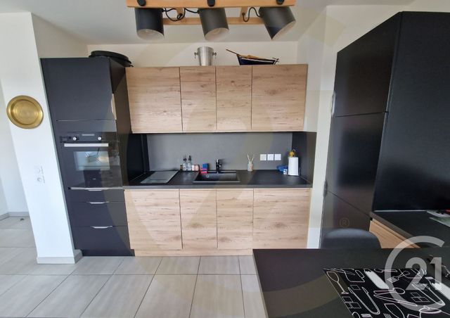 Appartement T2 à vendre - 2 pièces - 43,57 m2 - Bourgoin Jallieu - 38 - RHONE-ALPES