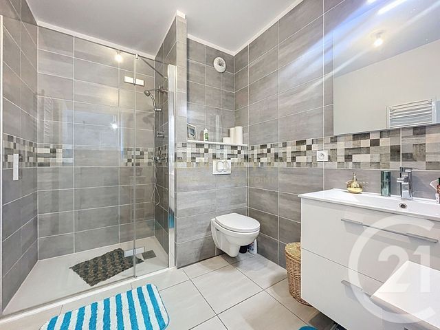 Appartement T2 &agrave; vendre - 2 pi&egrave;ces - 43,57 m2 - Bourgoin Jallieu - 38 - RHONE-ALPES