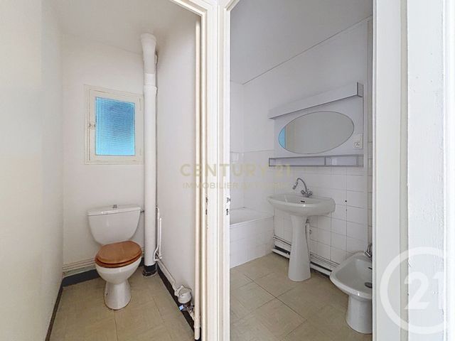 Appartement &agrave; vendre - 3 pi&egrave;ces - 70 m2 - La Tour Du Pin - 38 - RHONE-ALPES