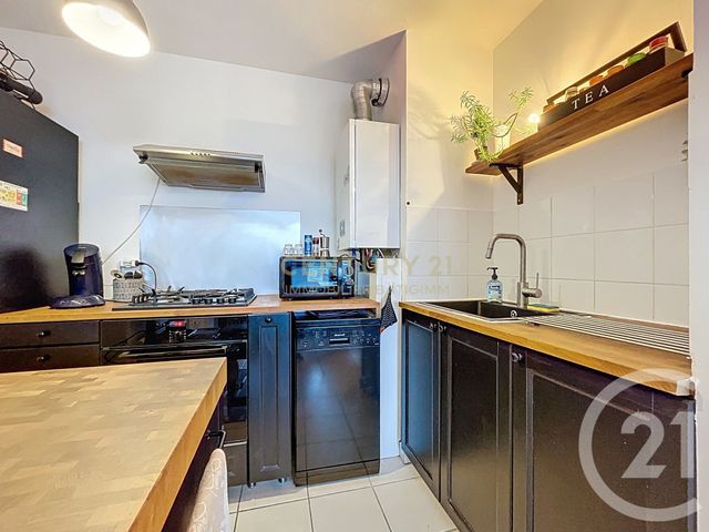 Appartement T3 &agrave; vendre - 3 pi&egrave;ces - 59,35 m2 - Bourgoin Jallieu - 38 - RHONE-ALPES