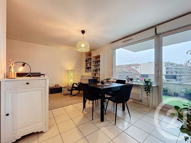 Appartement T3 &agrave; vendre - 3 pi&egrave;ces - 59,35 m2 - Bourgoin Jallieu - 38 - RHONE-ALPES