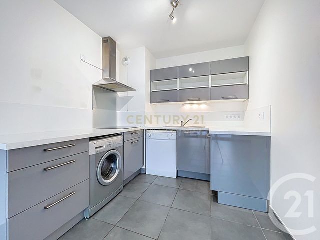 Appartement T2 &agrave; vendre - 2 pi&egrave;ces - 44,14 m2 - Bourgoin Jallieu - 38 - RHONE-ALPES