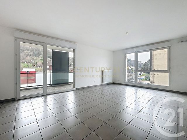Appartement T3 &agrave; louer - 3 pi&egrave;ces - 68,74 m2 - Bourgoin Jallieu - 38 - RHONE-ALPES