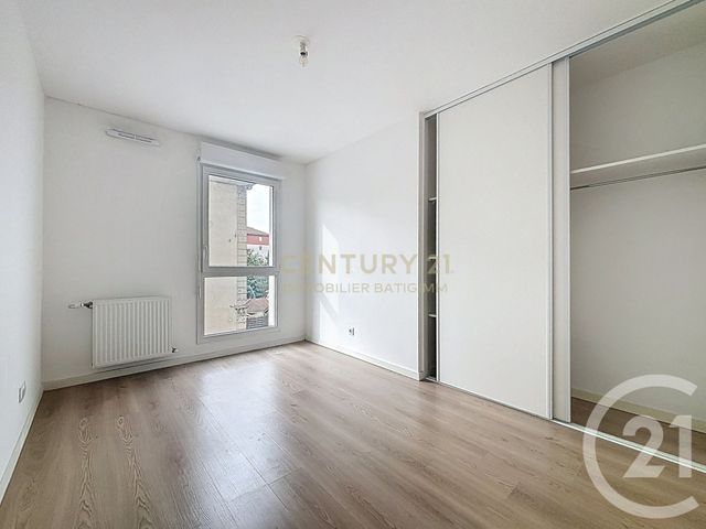 Appartement T3 &agrave; louer - 3 pi&egrave;ces - 68,74 m2 - Bourgoin Jallieu - 38 - RHONE-ALPES