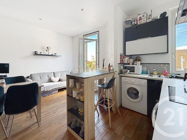 Appartement &agrave; vendre - 2 pi&egrave;ces - 42,05 m2 - Bourgoin Jallieu - 38 - RHONE-ALPES