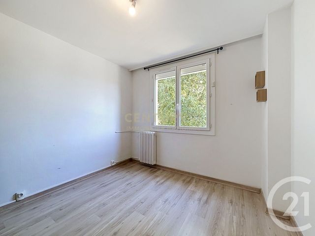 Appartement T3 &agrave; vendre - 4 pi&egrave;ces - 67,50 m2 - Bourgoin Jallieu - 38 - RHONE-ALPES