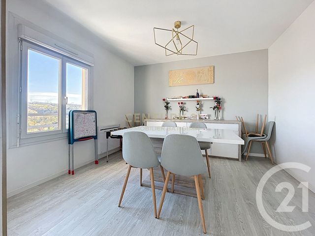 Appartement T4 &agrave; vendre - 4 pi&egrave;ces - 95 m2 - Villefontaine - 38 - RHONE-ALPES