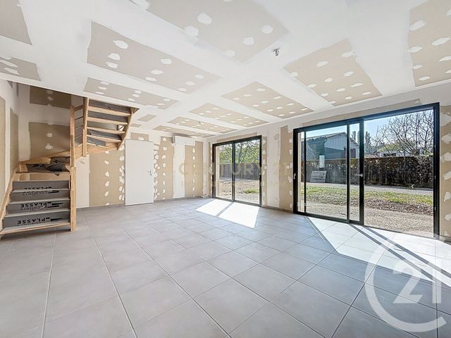 Maison à vendre LES AVENIERES VEYRINS THUELLIN