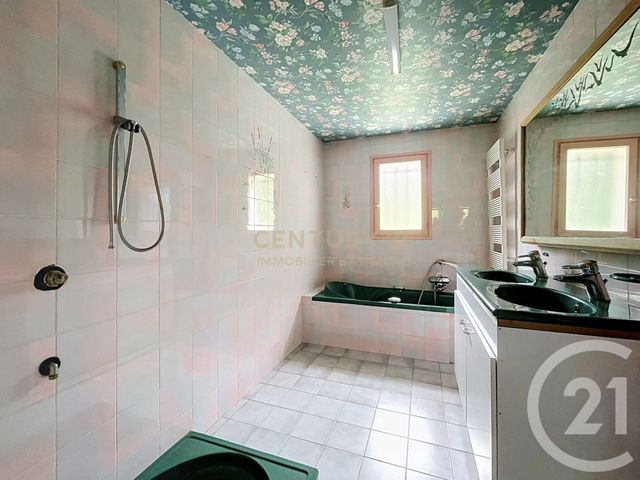 Maison &agrave; vendre - 5 pi&egrave;ces - 122,37 m2 - La Verpilliere - 38 - RHONE-ALPES