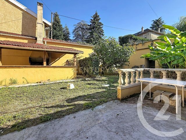 Maison &agrave; vendre - 8 pi&egrave;ces - 253,13 m2 - Bourgoin Jallieu - 38 - RHONE-ALPES