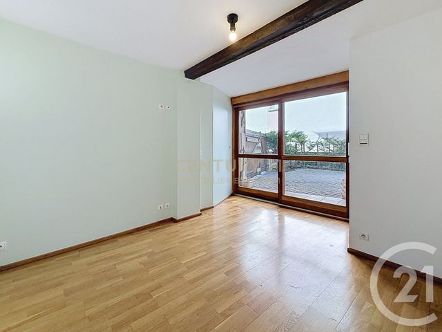 Maison &agrave; louer - 5 pi&egrave;ces - 180 m2 - Bourgoin Jallieu - 38 - RHONE-ALPES