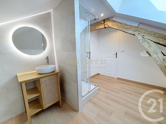 Maison &agrave; louer - 4 pi&egrave;ces - 111,80 m2 - Bourgoin Jallieu - 38 - RHONE-ALPES