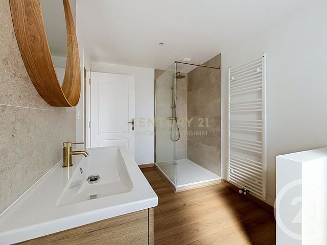 Maison &agrave; louer - 4 pi&egrave;ces - 111,80 m2 - Bourgoin Jallieu - 38 - RHONE-ALPES