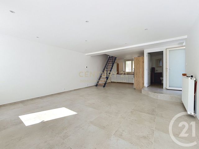 Maison &agrave; louer - 4 pi&egrave;ces - 111,80 m2 - Bourgoin Jallieu - 38 - RHONE-ALPES