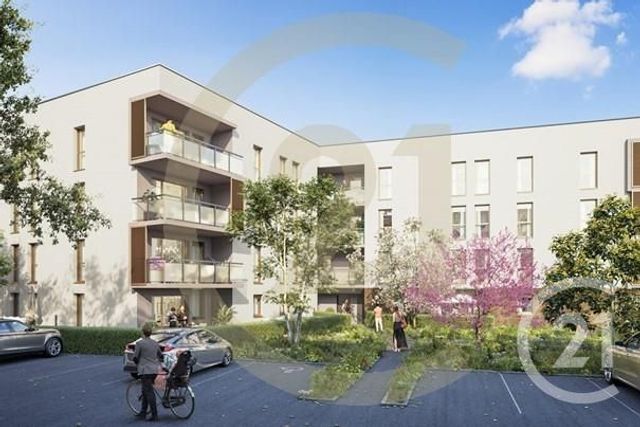 Appartement à vendre - 4 pièces - 82,40 m2 - La Verpilliere - 38 - RHONE-ALPES